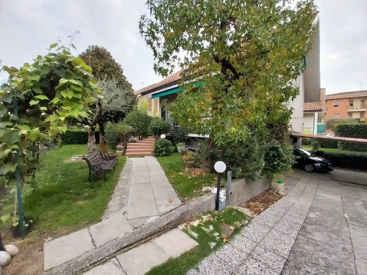 Villa - foto 2