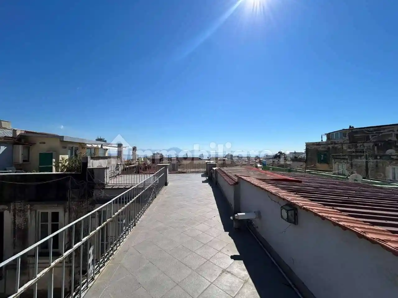 Appartamento in affitto a Napoli