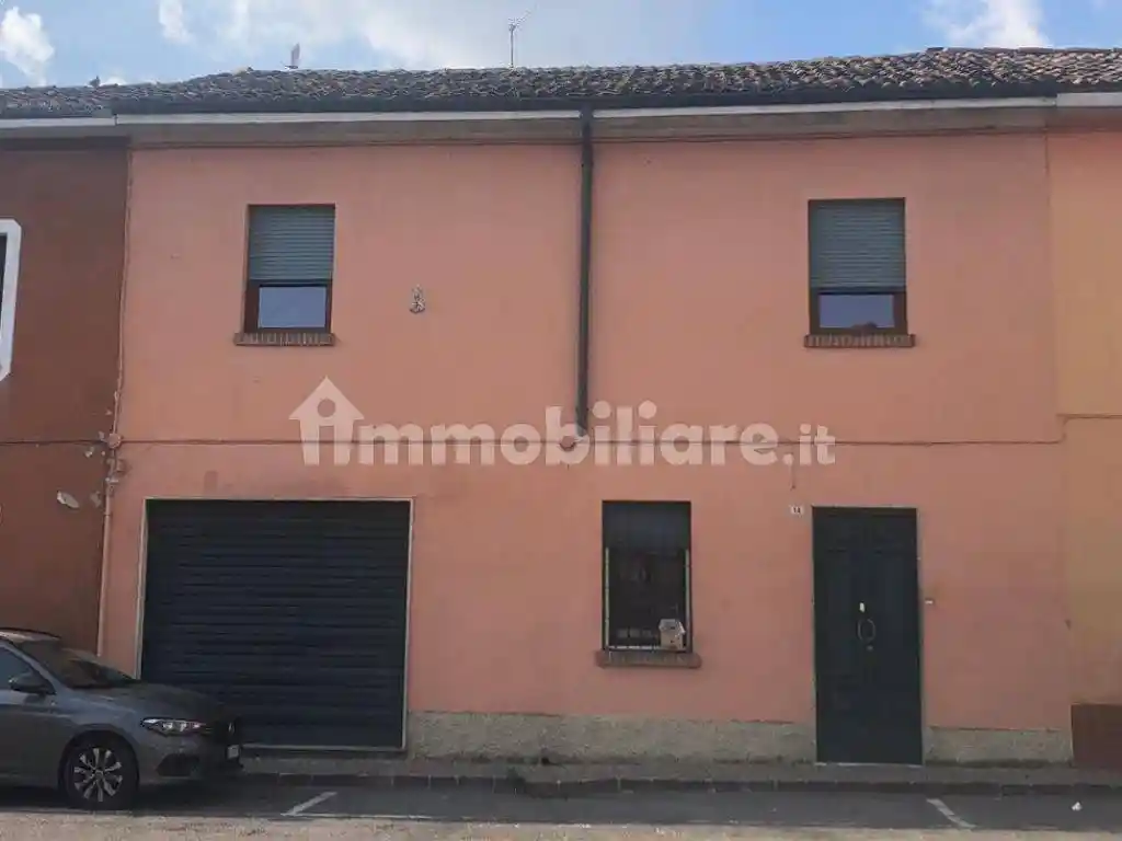 Casa indipendente in vendita a Castelgerundo
