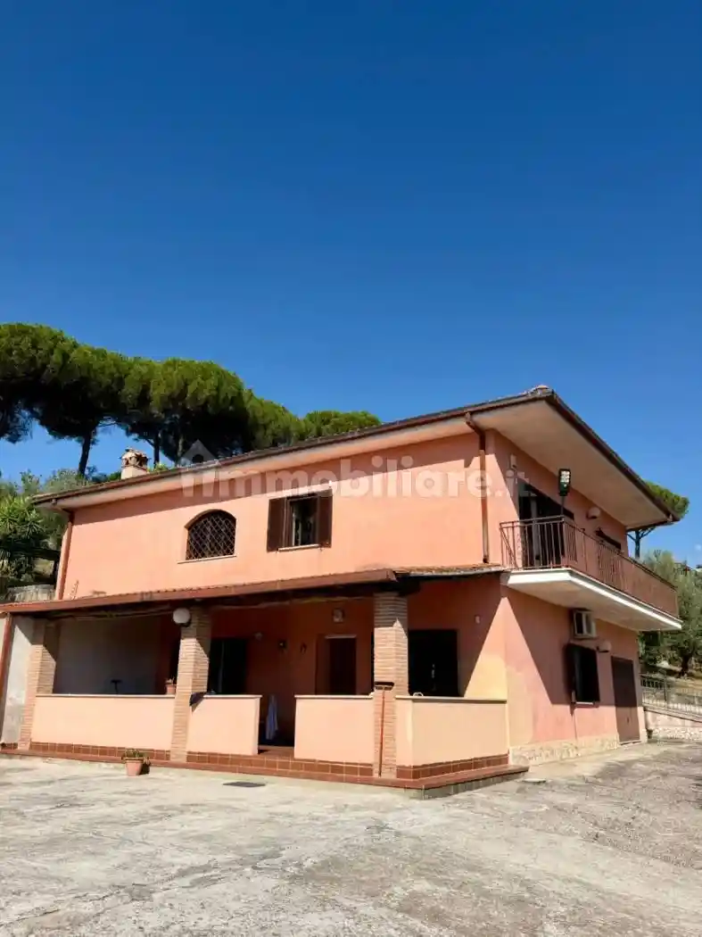 Villa in vendita a Velletri