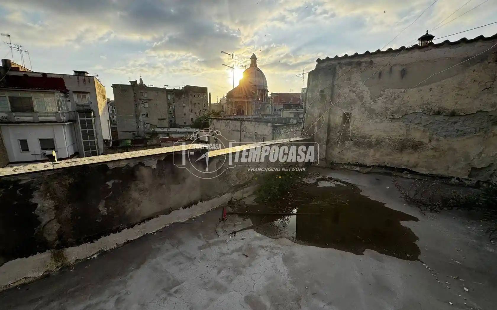 Appartamento in vendita a Napoli