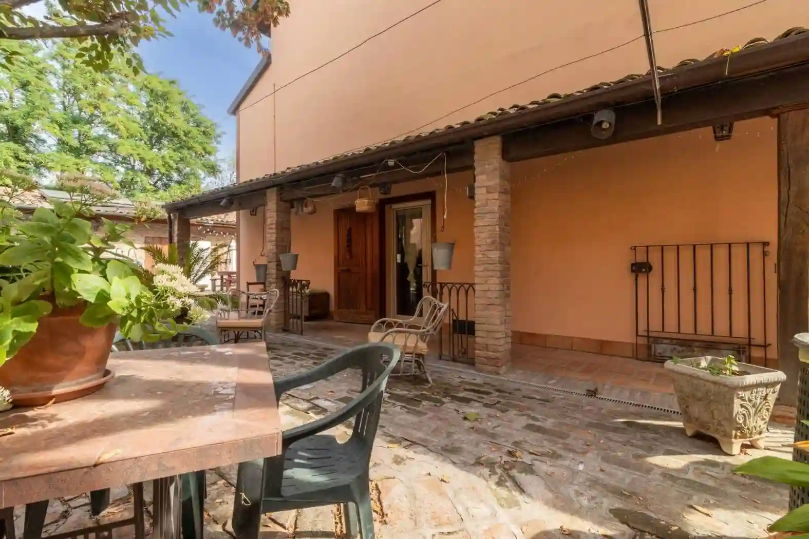 Villa - foto 2