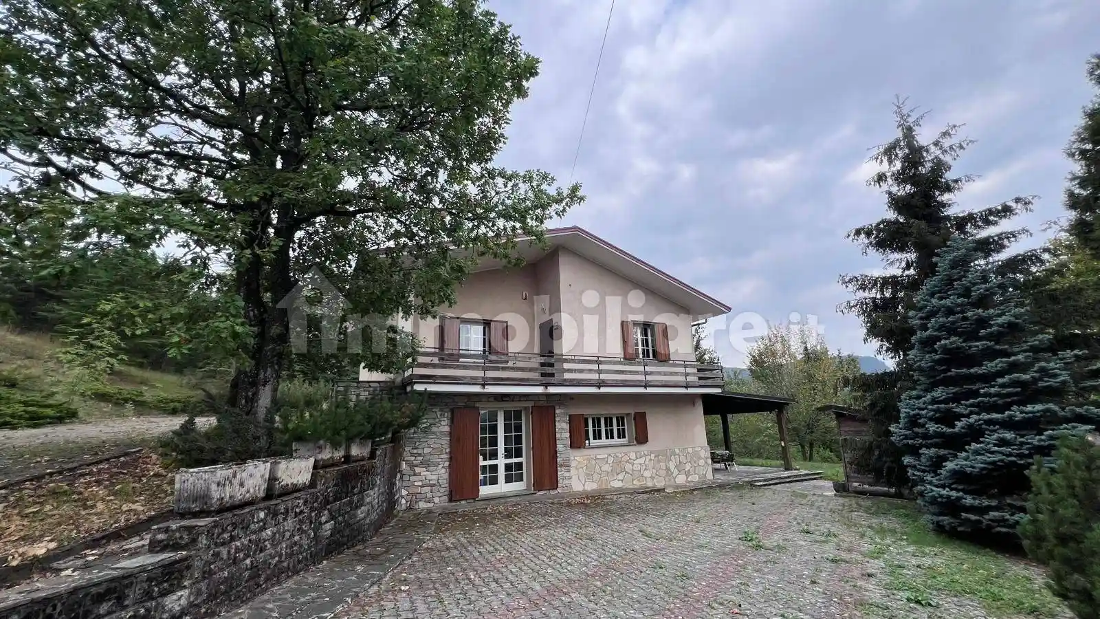 Villa in vendita a Bettola