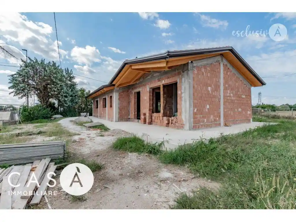 Villa in vendita a Ravenna
