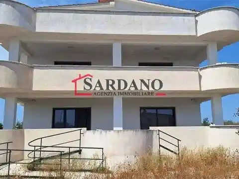 Palazzo - Edificio in vendita a Erchie