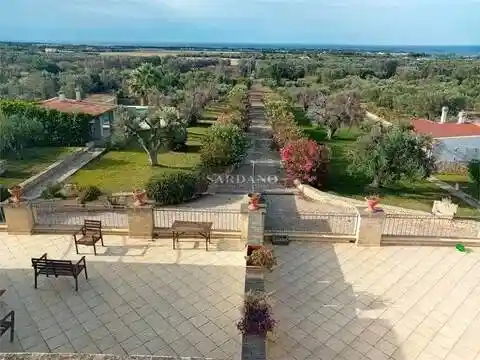 Villa in vendita a Carovigno