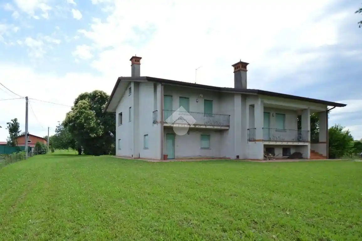 Villa in vendita a Chiarano