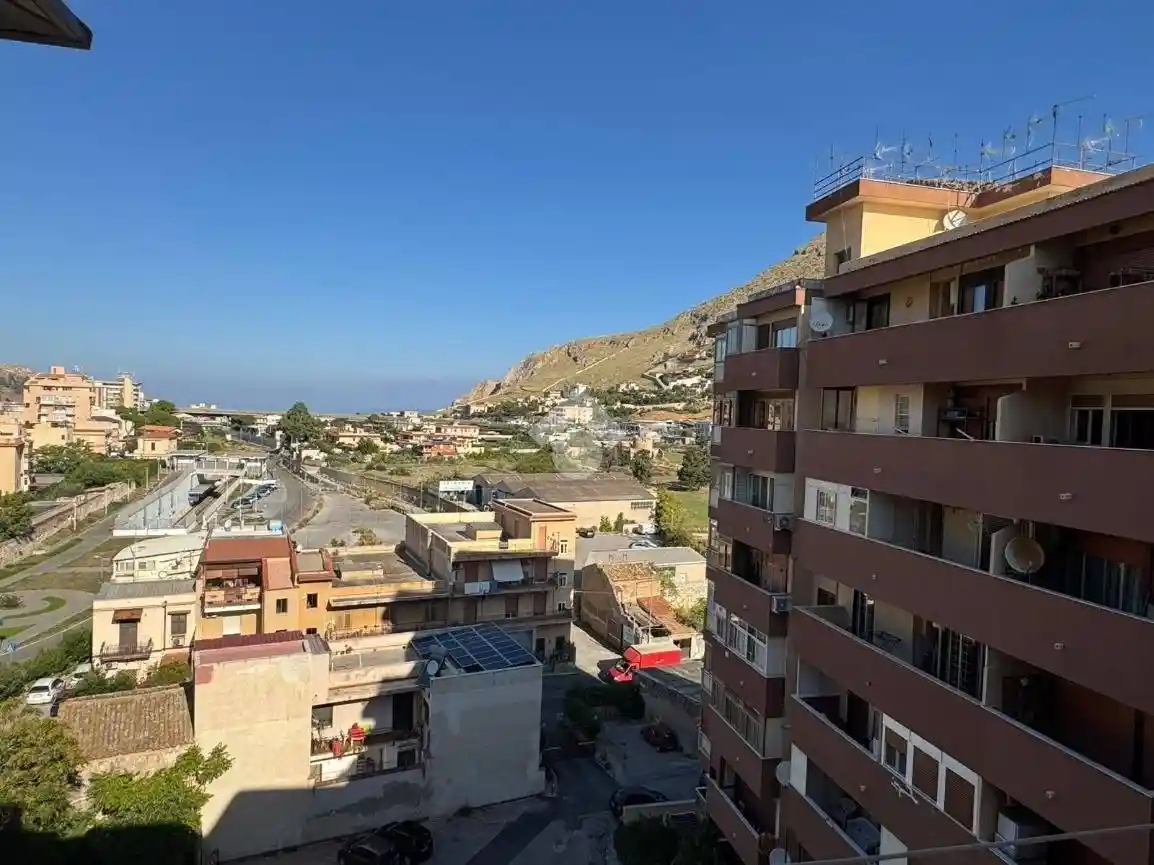 Appartamento in vendita a Palermo