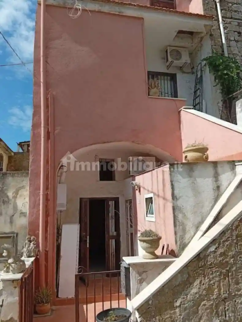 Casa indipendente in vendita a Santa Maria a Vico