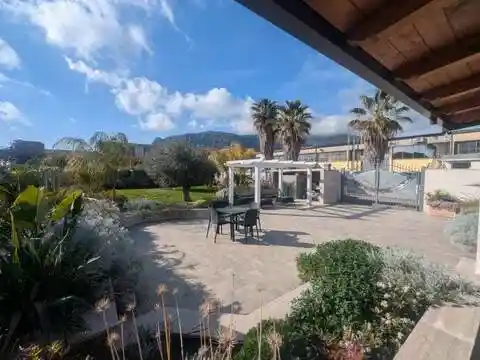 Villa in vendita a Terracina