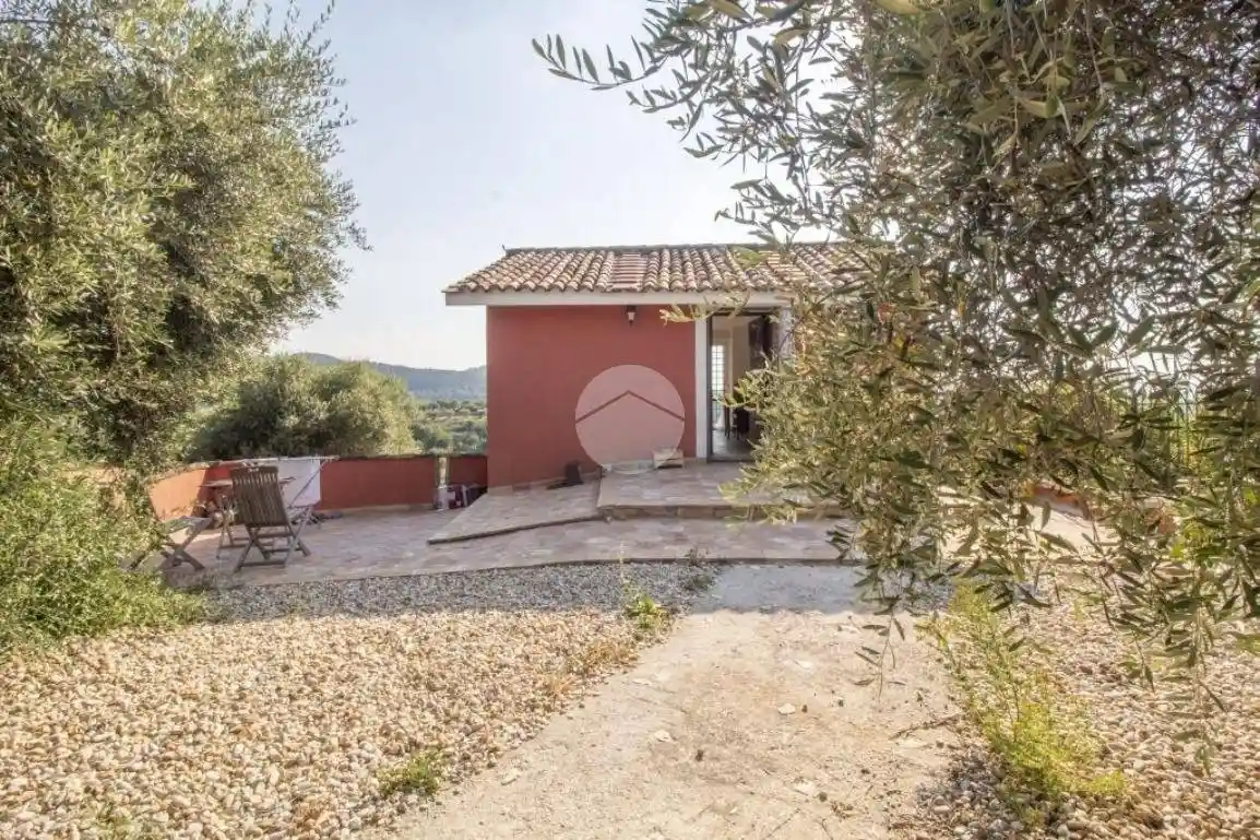 Villa in vendita a Palombara Sabina