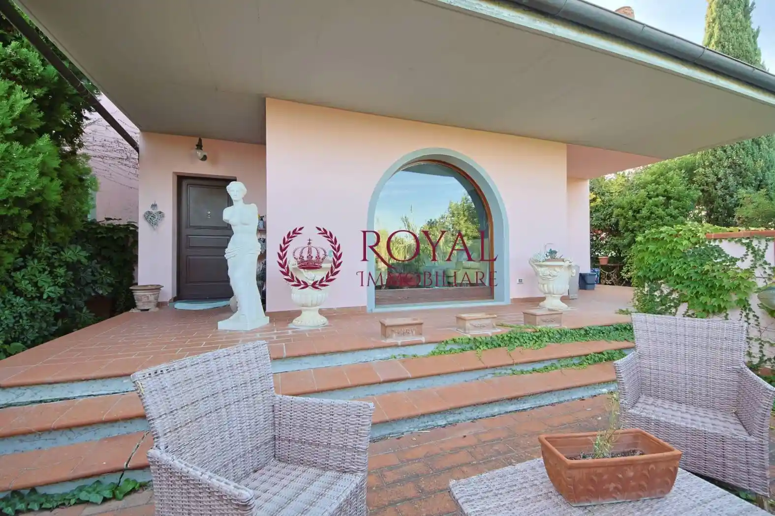 Villa in vendita a Livorno