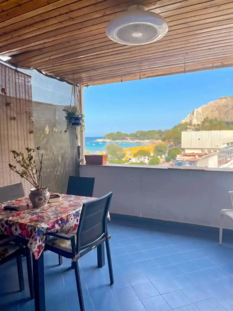 Appartamento in vendita a Palermo