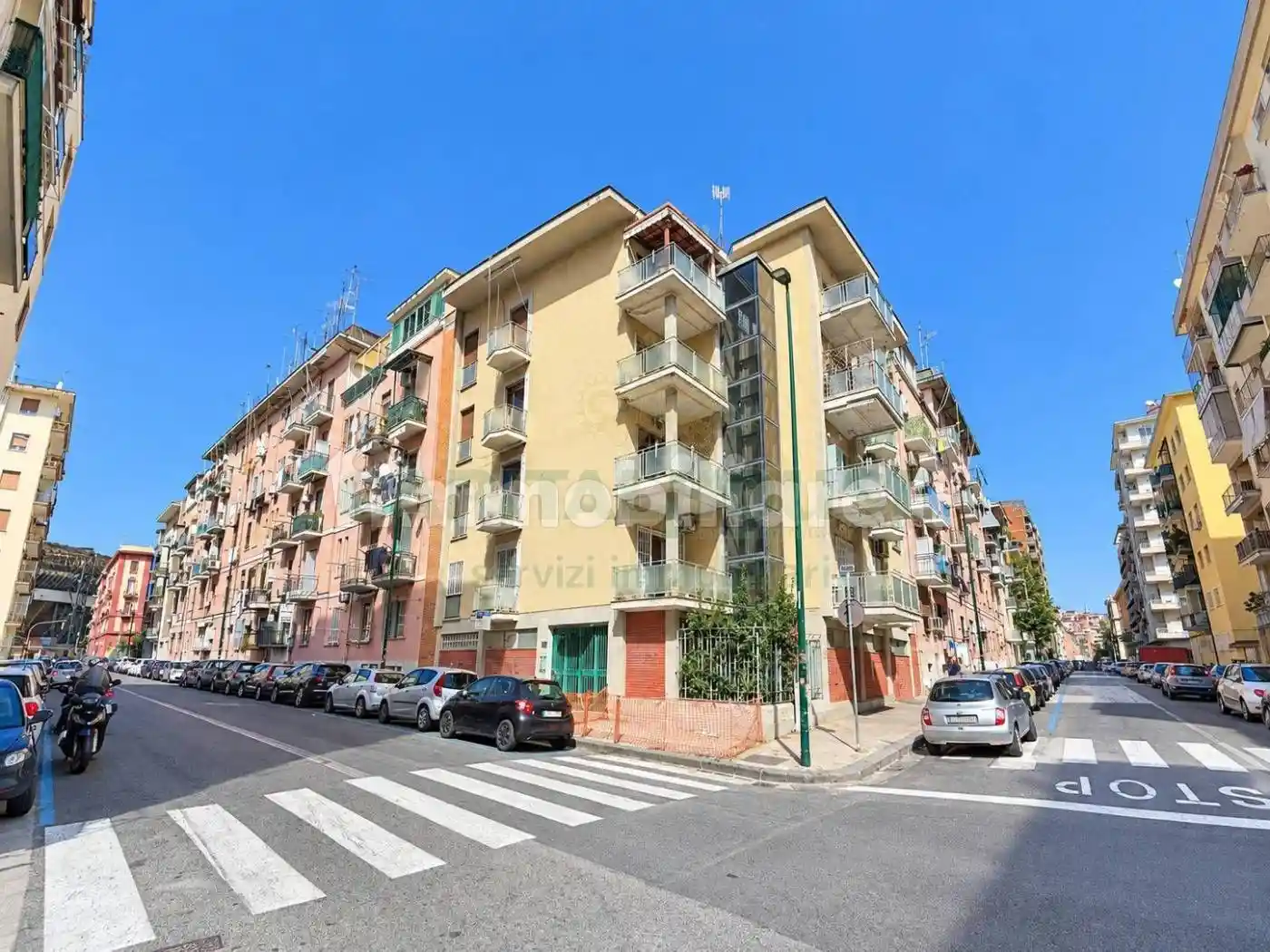 Appartamento in vendita a Napoli
