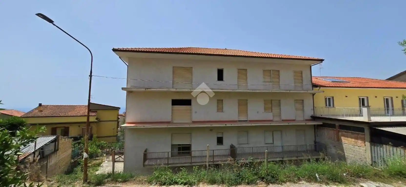 Palazzo - Edificio in vendita a Ascea