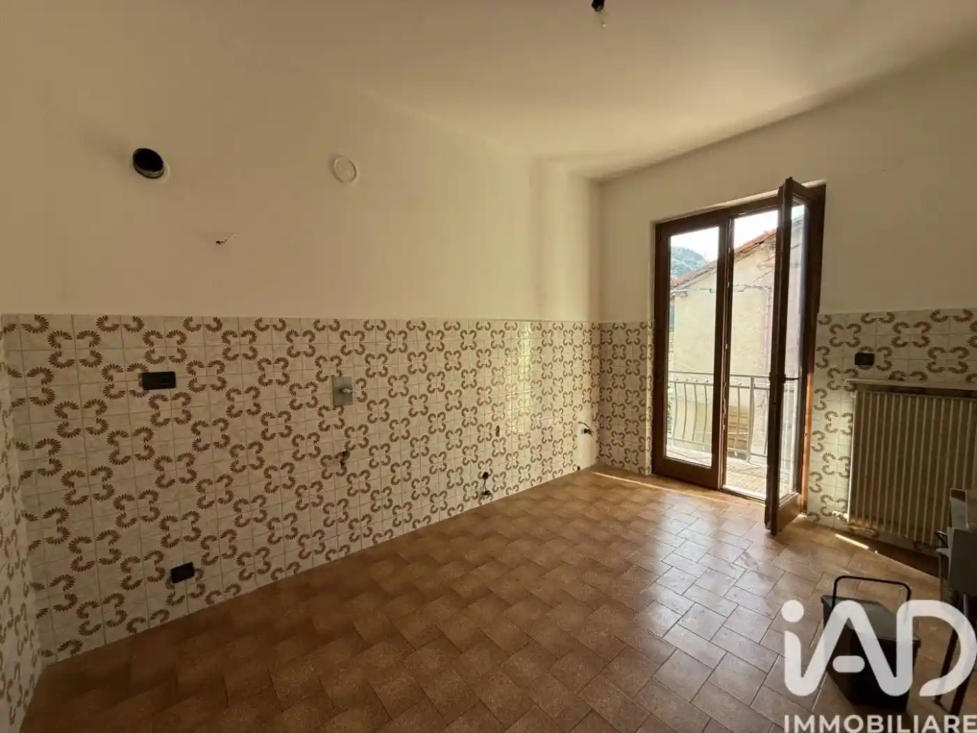 Casa indipendente in affitto a Isola del Cantone