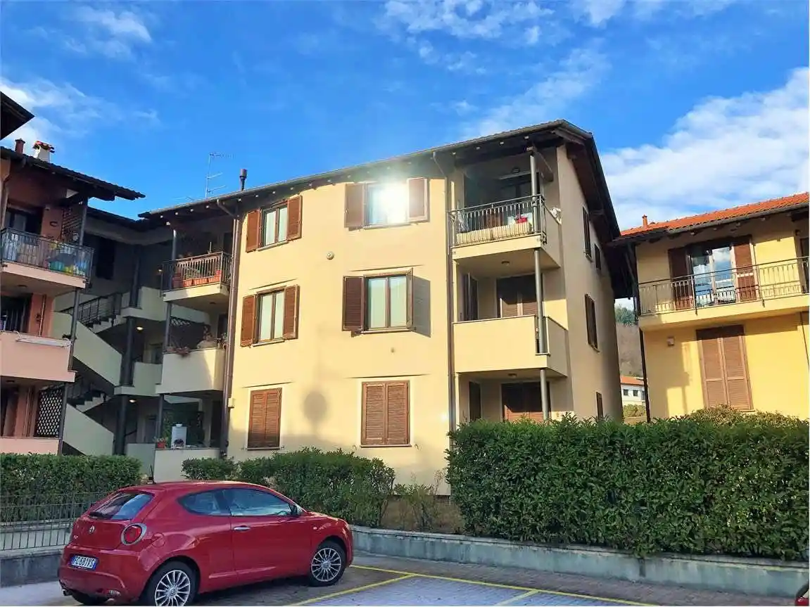Appartamento in vendita a Meina