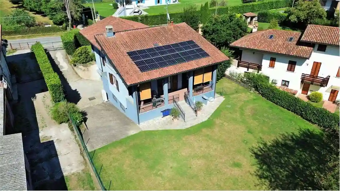 Villa - foto 2