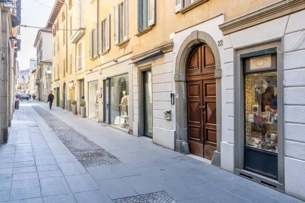 Appartamento in vendita a Bergamo