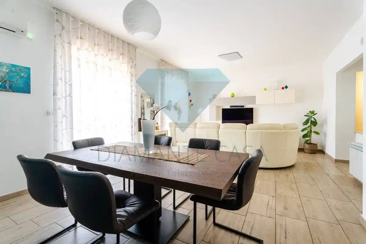 Appartamento in vendita a San Giovanni la Punta
