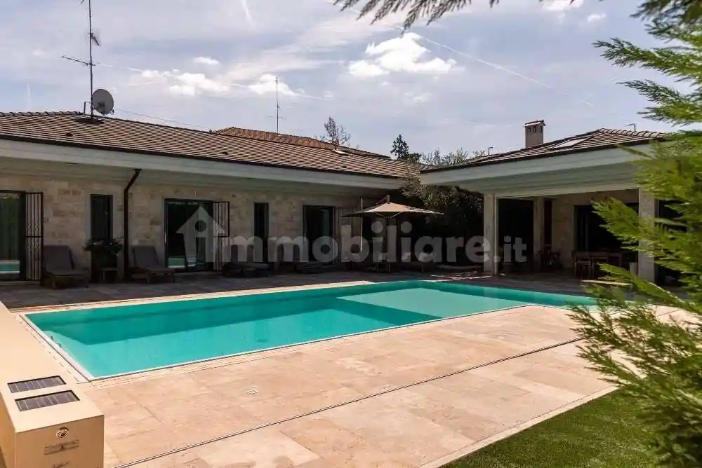 Villa in vendita a Binasco