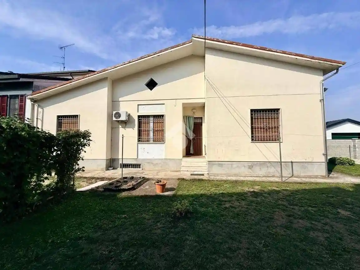 Casa indipendente in vendita a Castelnuovo Scrivia