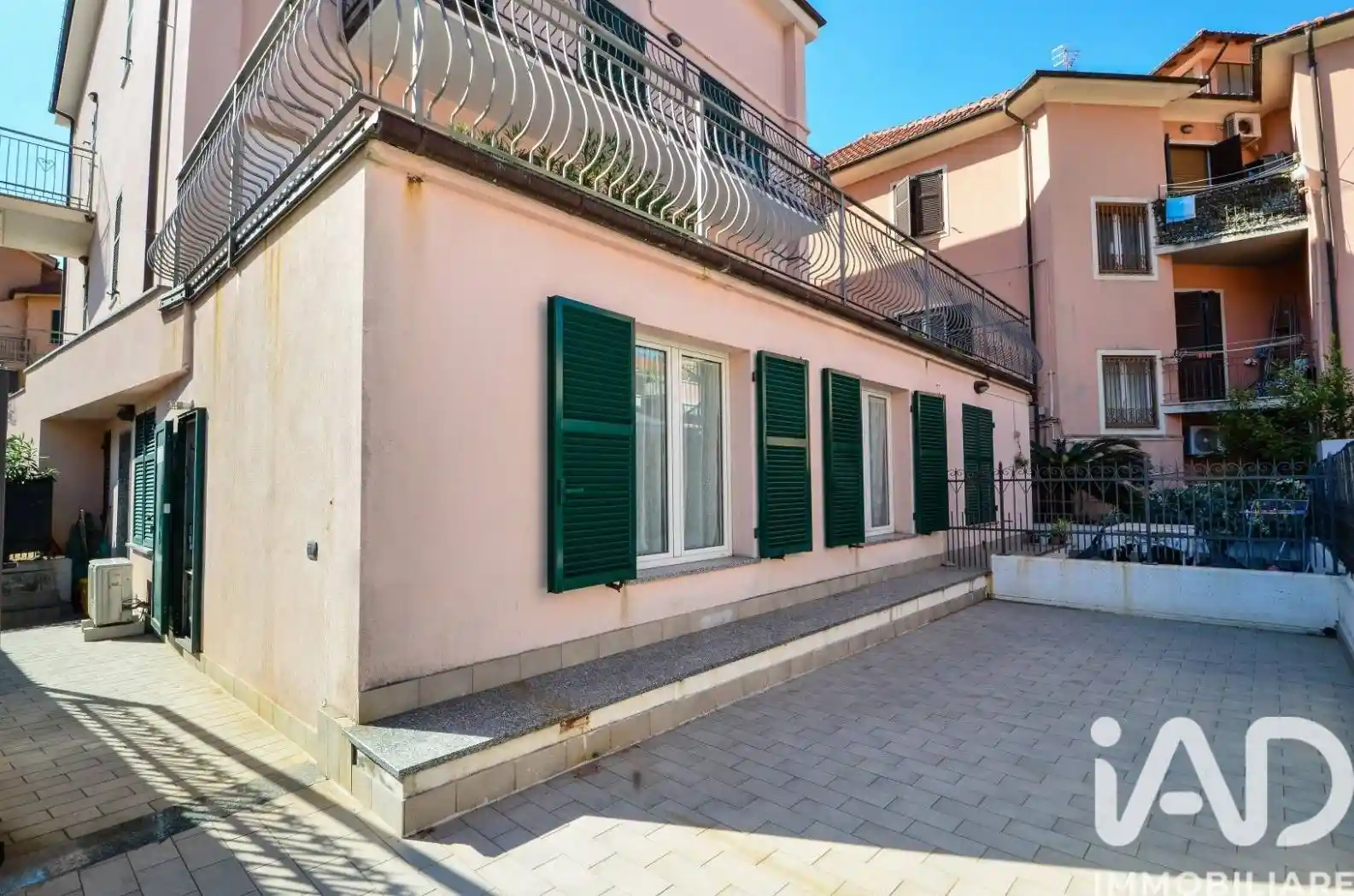 Appartamento in vendita a Borgio Verezzi