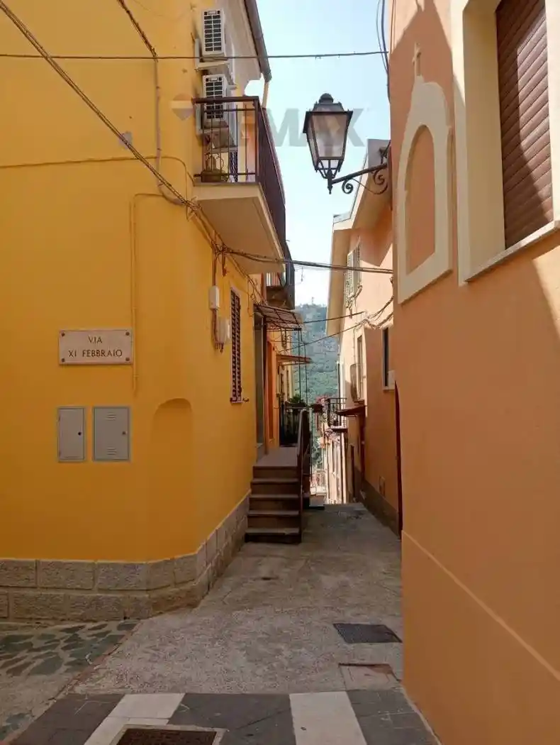 Casa indipendente in vendita a Gimigliano