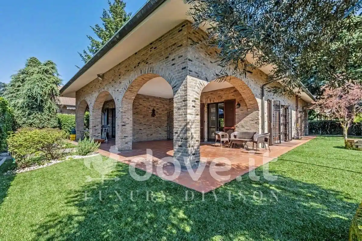 Villa in vendita a Cesano Maderno
