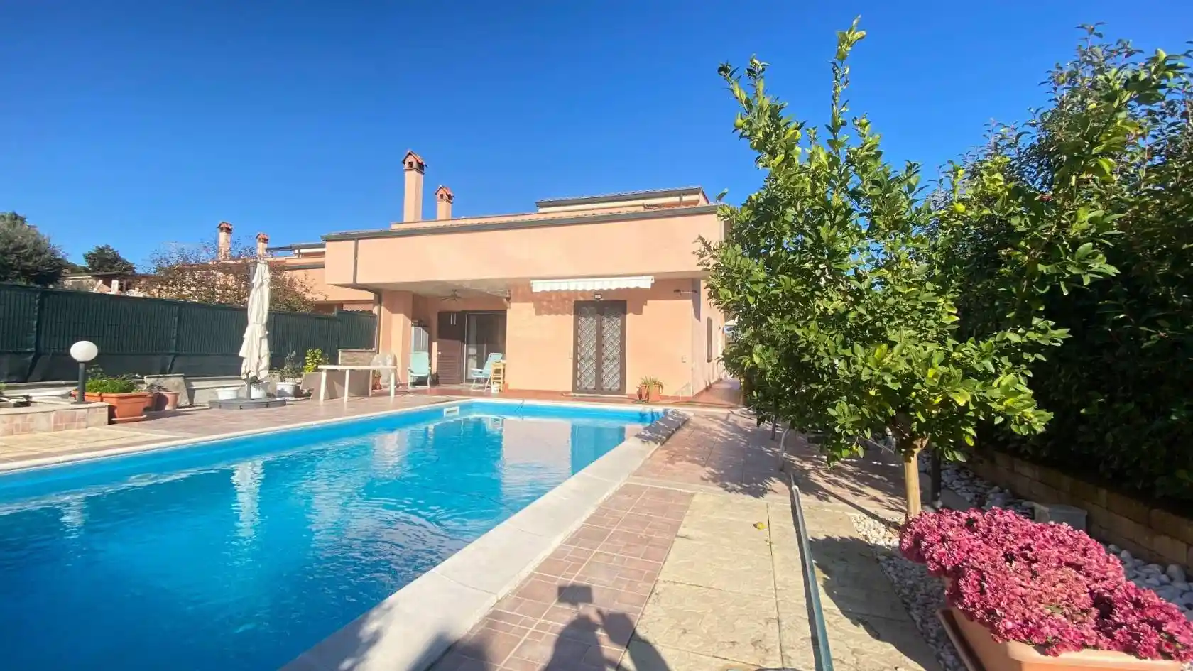 Villa in vendita a Guidonia Montecelio