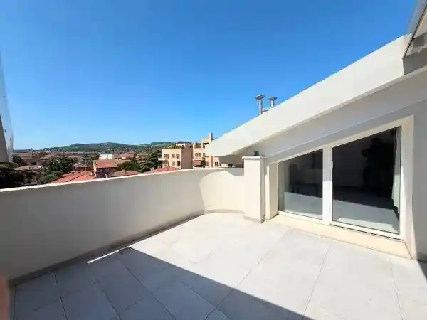 Appartamento in vendita a Bologna