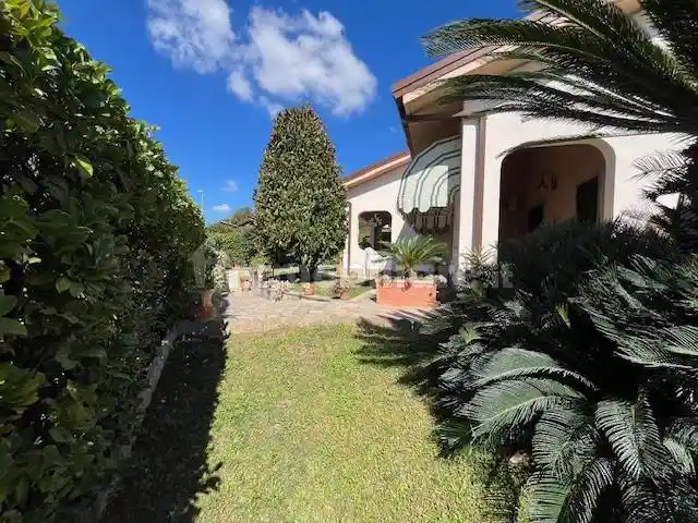 Villa in vendita a Albano Laziale