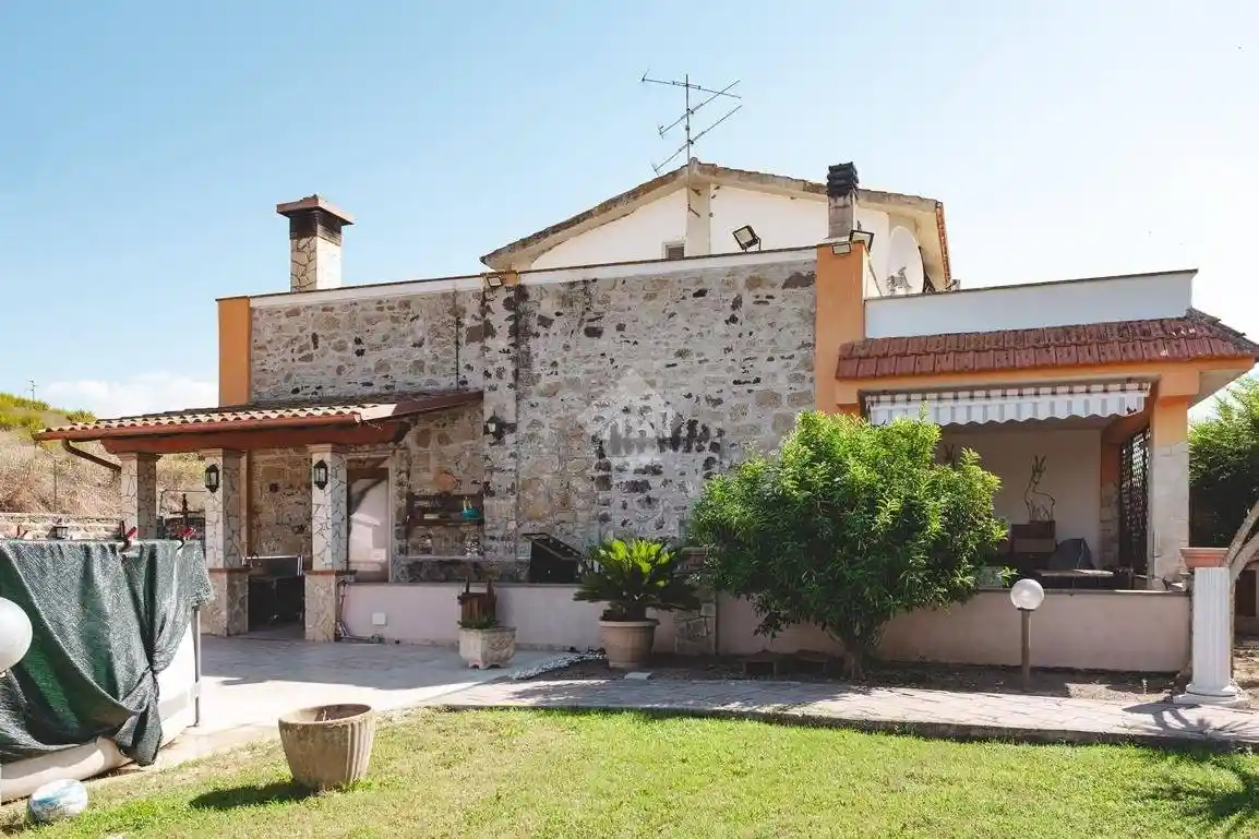 Appartamento in vendita a Tarquinia