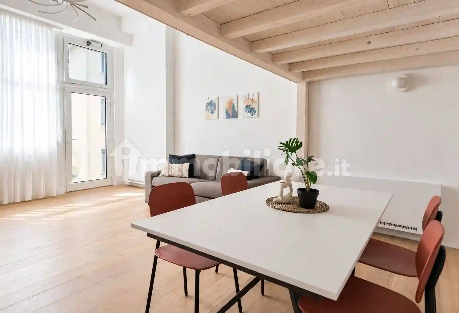 Loft - foto 2