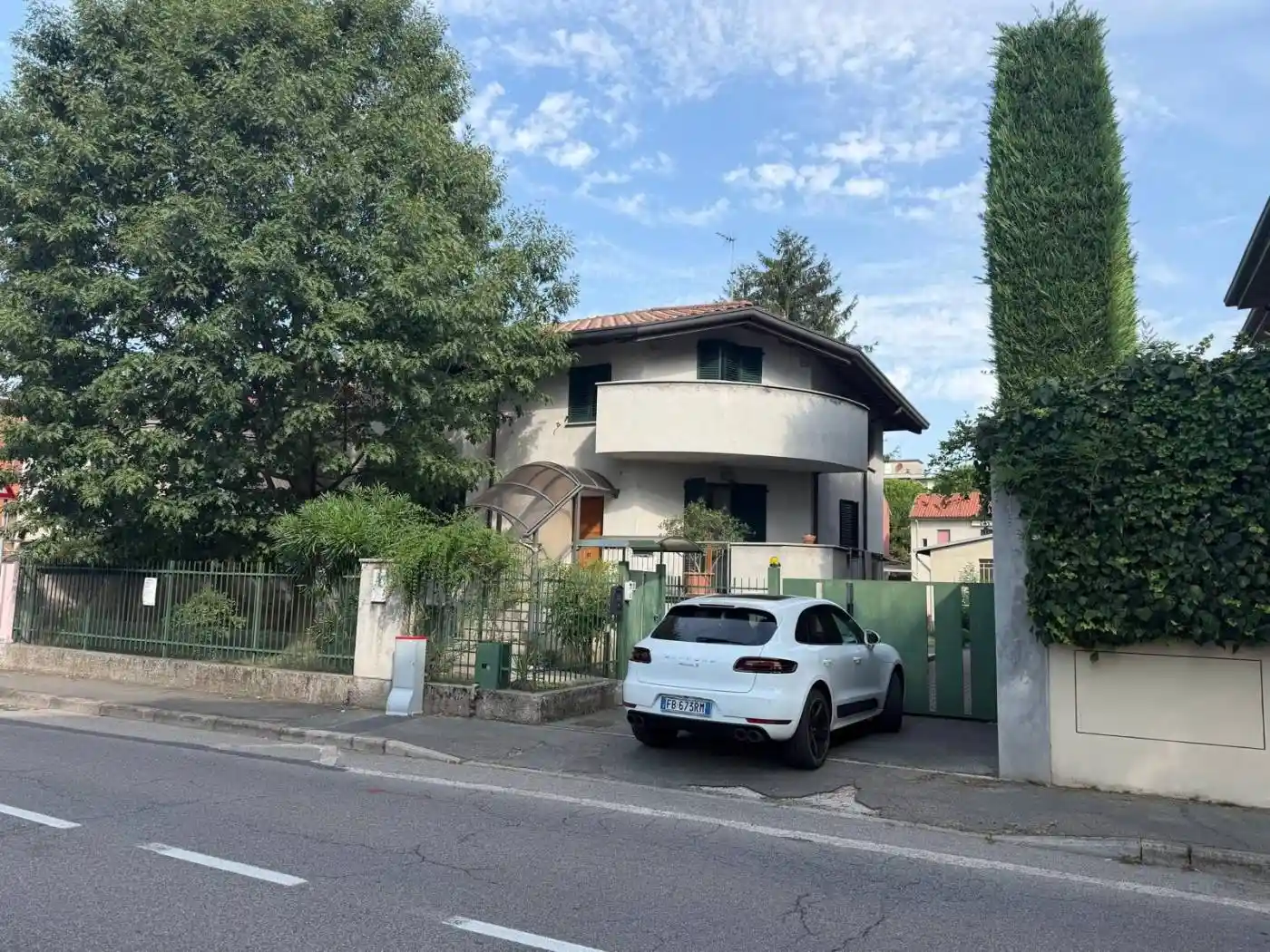 Villa in vendita a Legnano