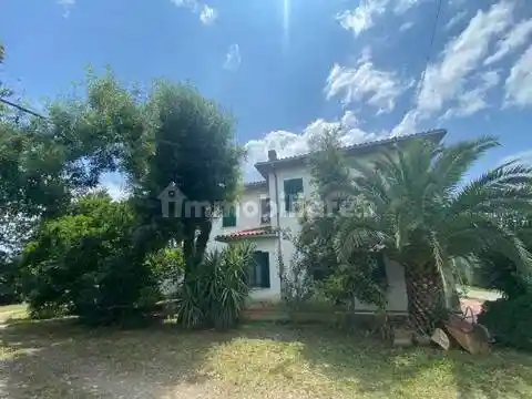 Villa in vendita a Manciano