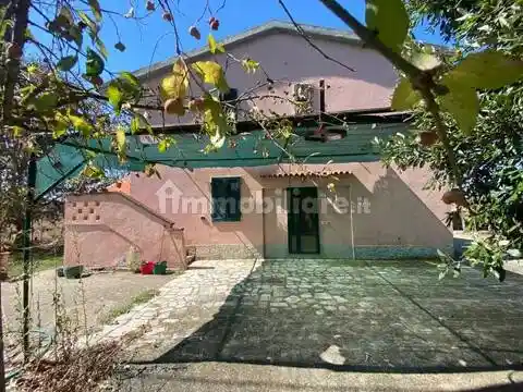 Villa in vendita a Manciano