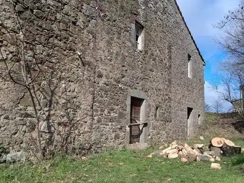 Rustico - Casale in vendita a Semproniano