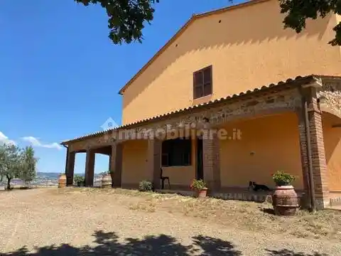 Villa in vendita a Manciano