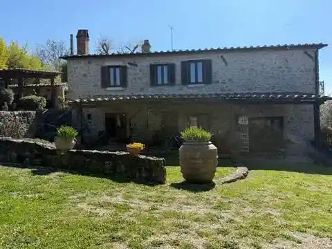 Rustico - Casale in vendita a Manciano