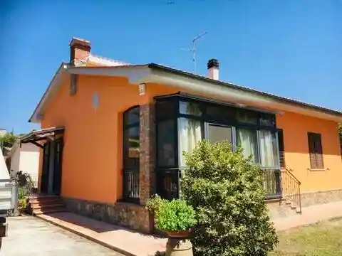 Rustico - Casale in vendita a Manciano