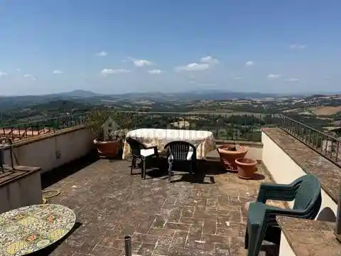 Appartamento in vendita a Manciano