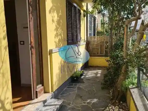 Villa in vendita a Viareggio