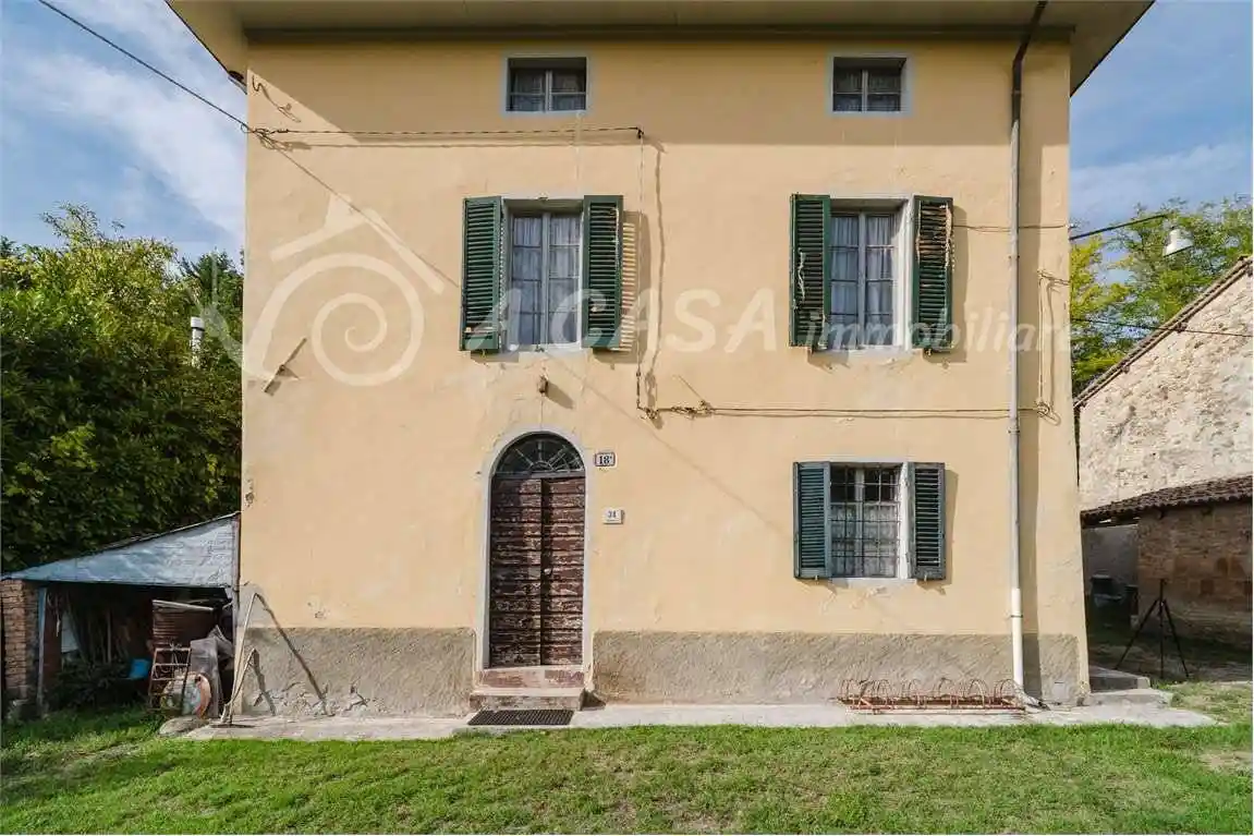 Casa indipendente in vendita a Salsomaggiore Terme