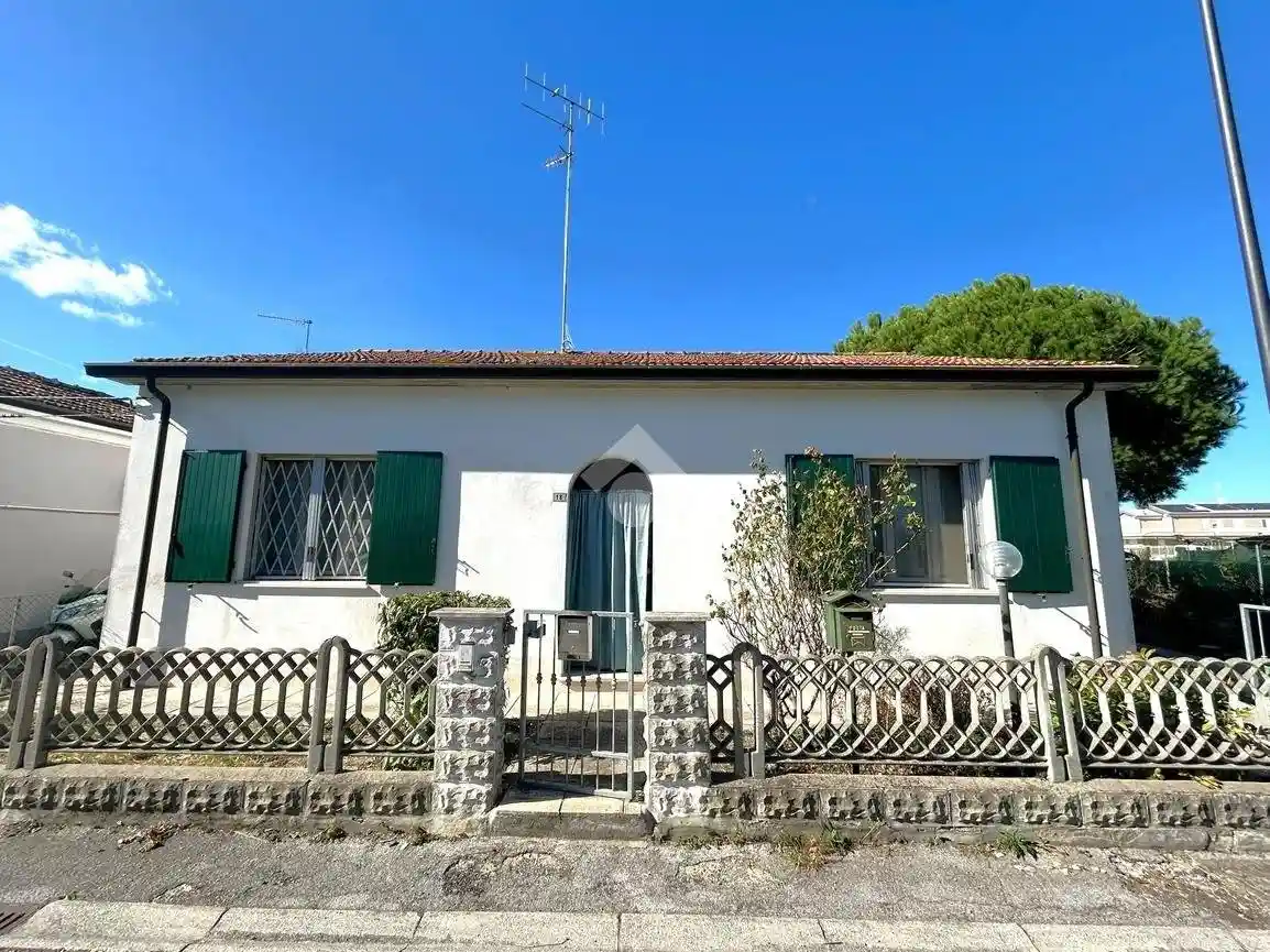 Villa in vendita a Ravenna