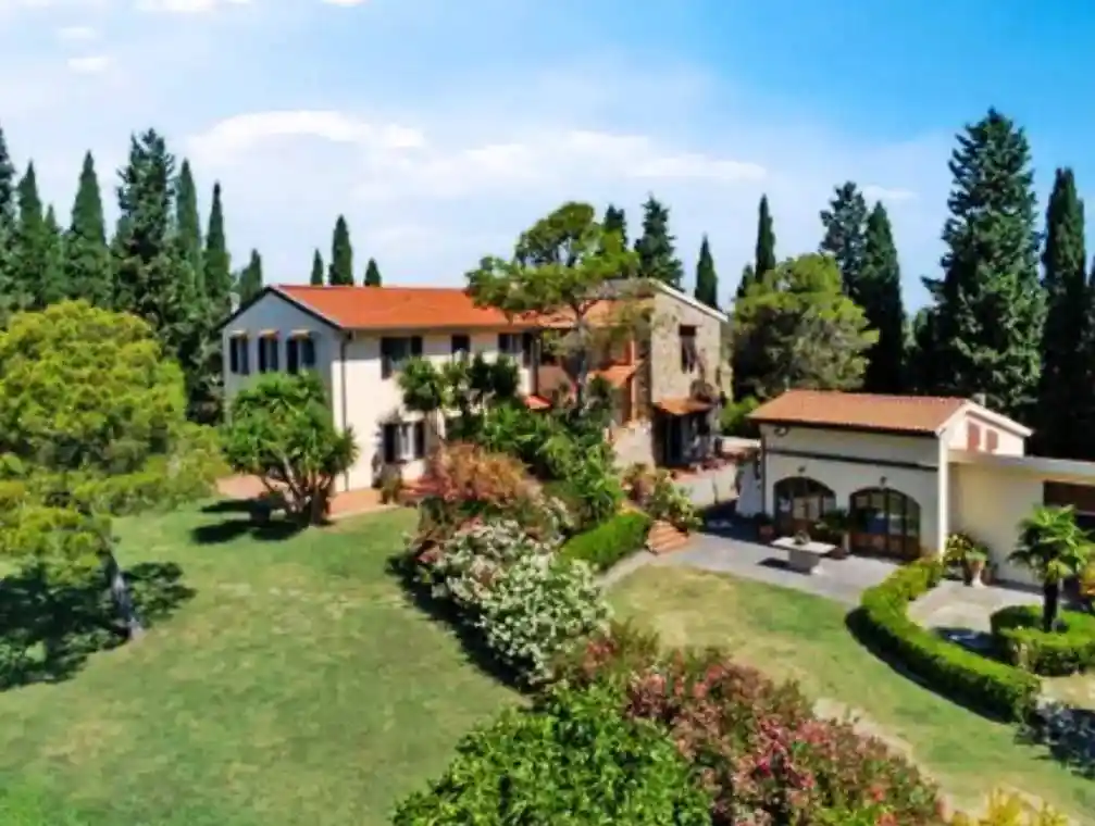 Villa in vendita a Collesalvetti