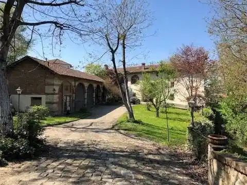 Villa in vendita a Carpeneto