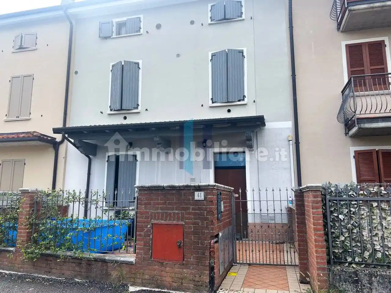 Palazzo - Edificio in vendita a Travagliato