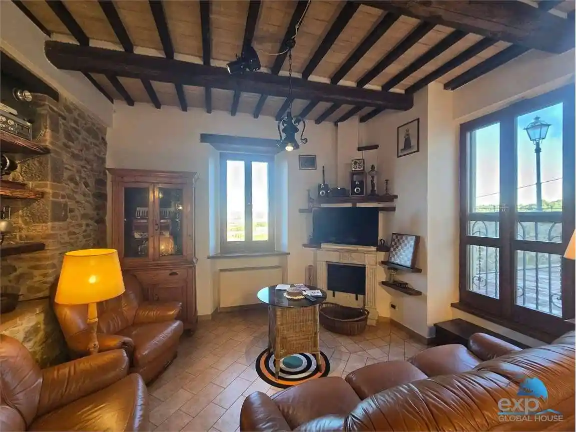 Casa indipendente in affitto a Marsciano