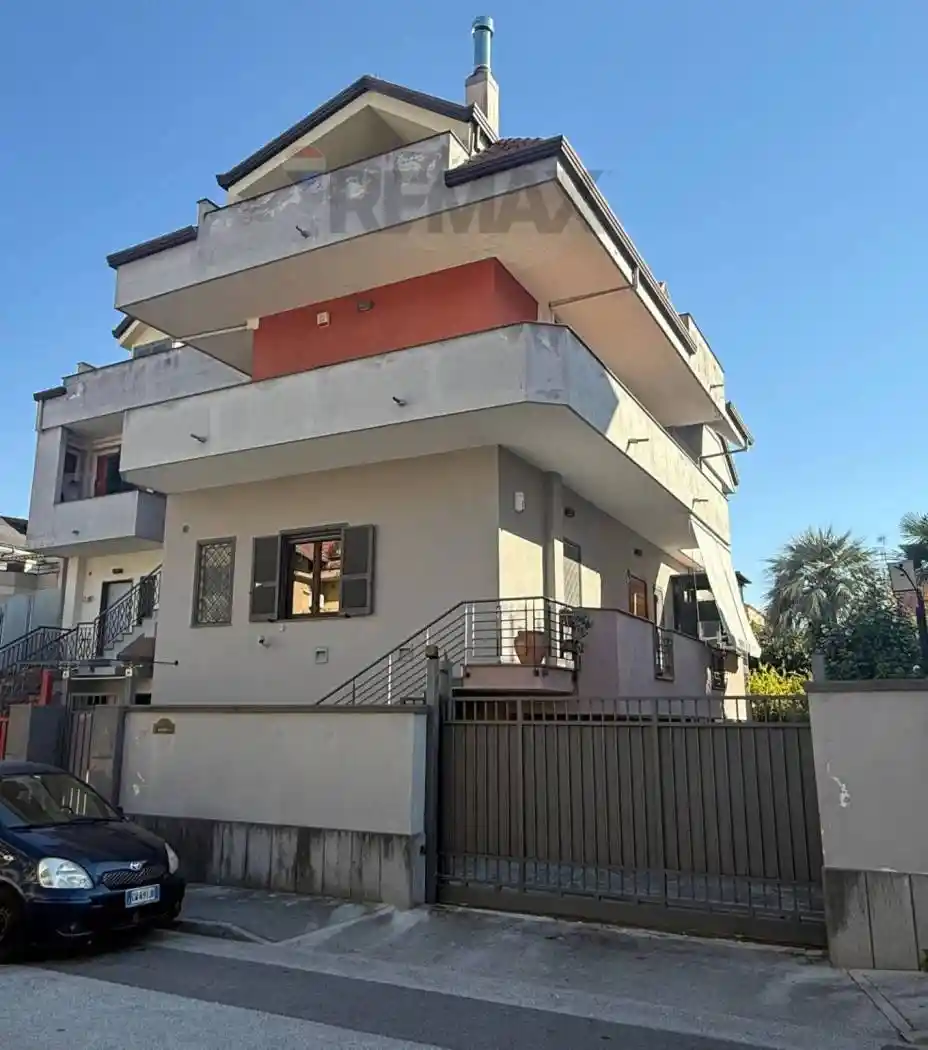 Villetta a schiera in vendita a Giugliano in Campania